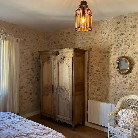 Domaine De La Laugerie - Relais Du Consul Holiday home