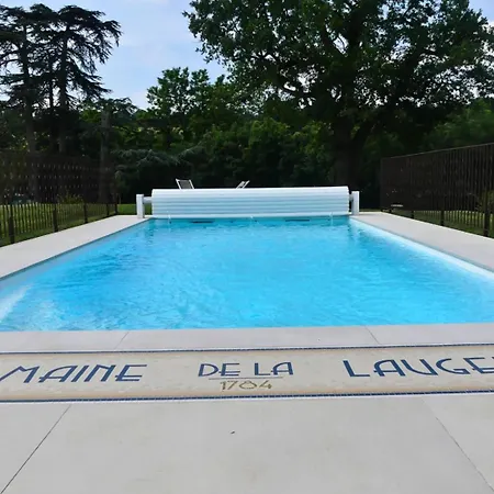 Tatil Evi Domaine De La Laugerie - Relais Du Consul *